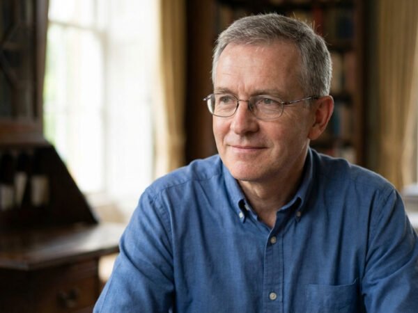 tom holland historian